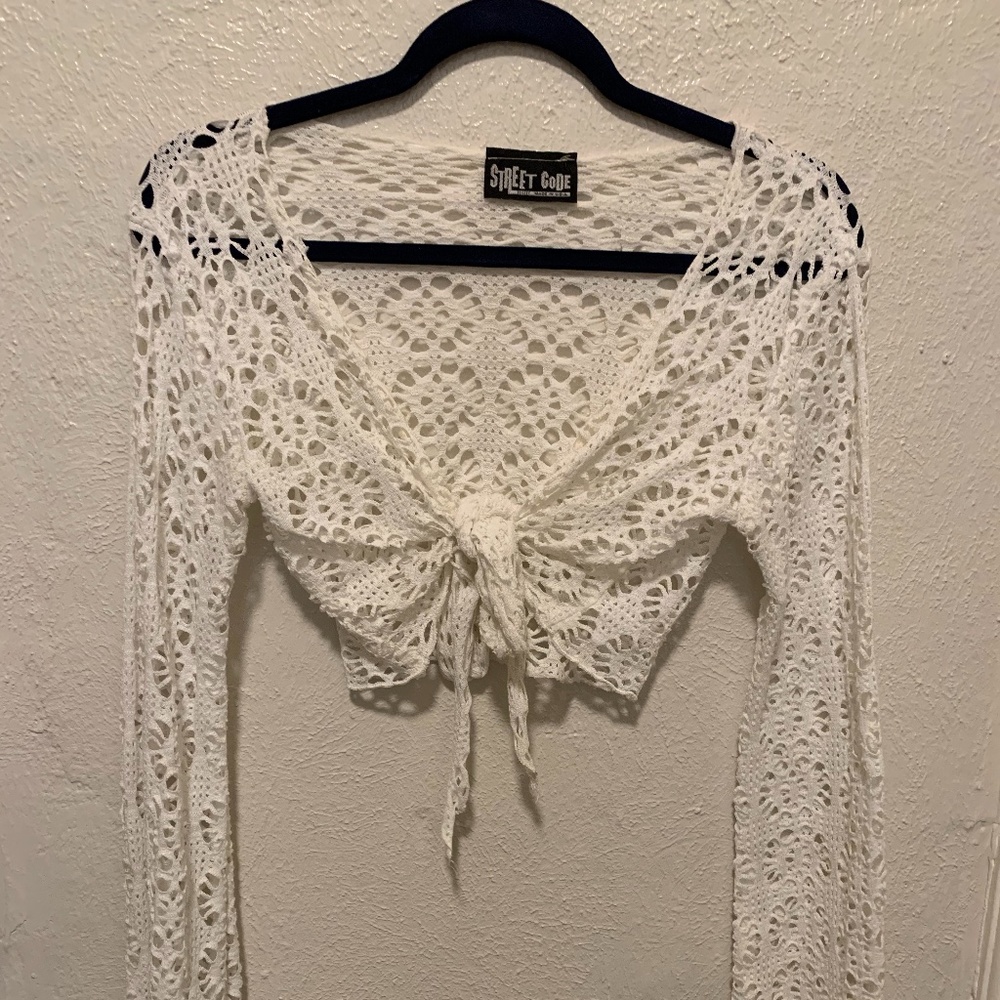 VINTAGE 90's White Long Sleeved Crop Top
